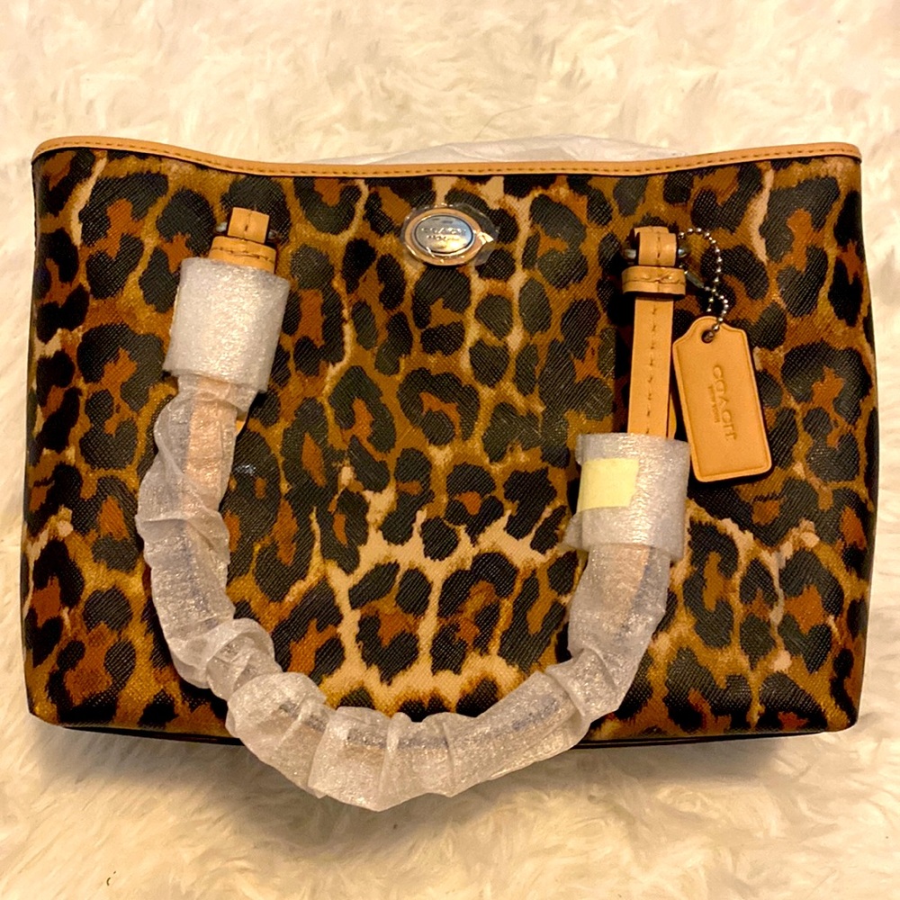 Brand new authentic COACH PURSE - never used - all tags and covers in place!